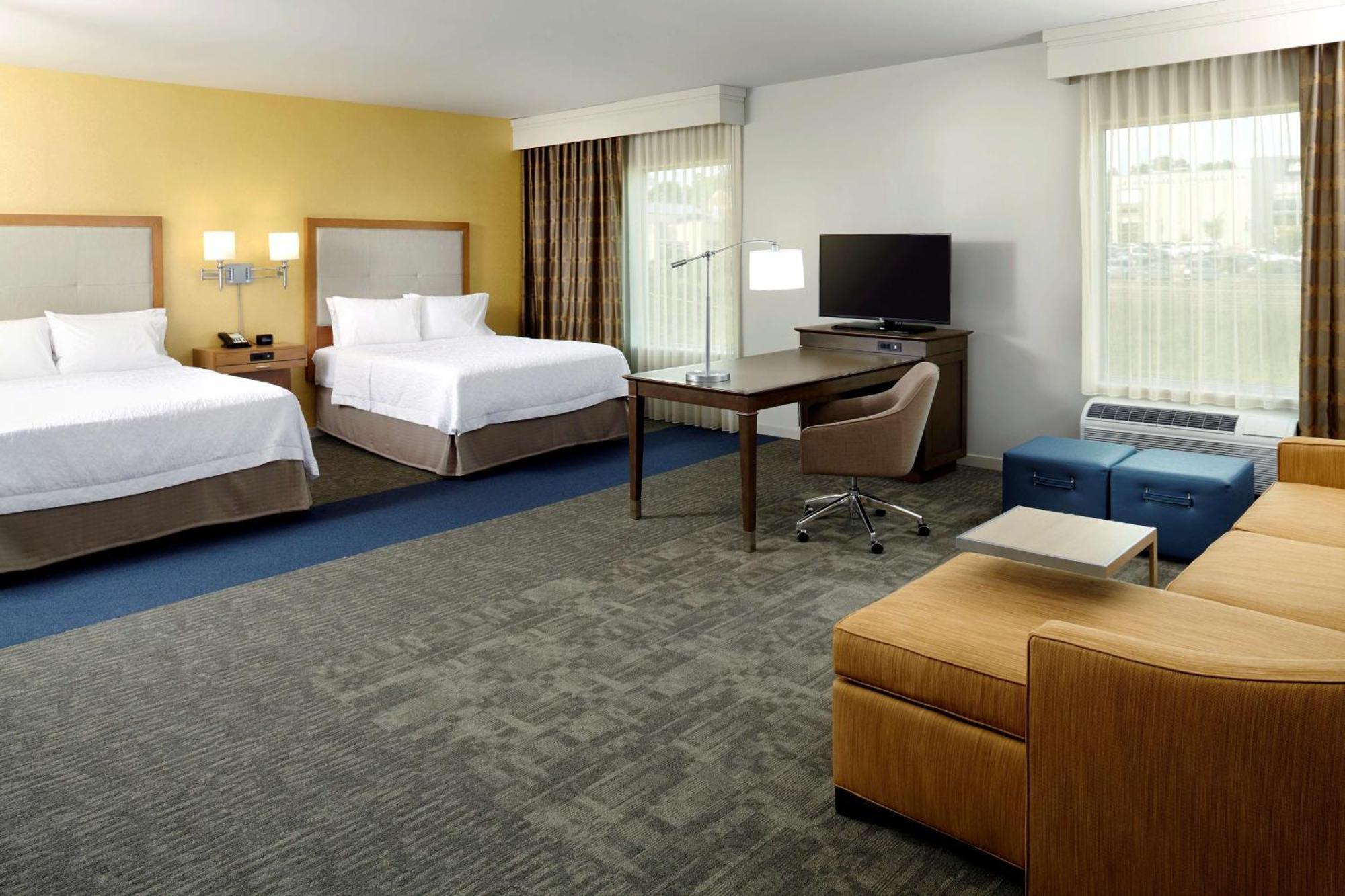 Hampton Inn & Suites Pittsburgh Airport South/Settlers Ridge Robinson Township  Exterior photo